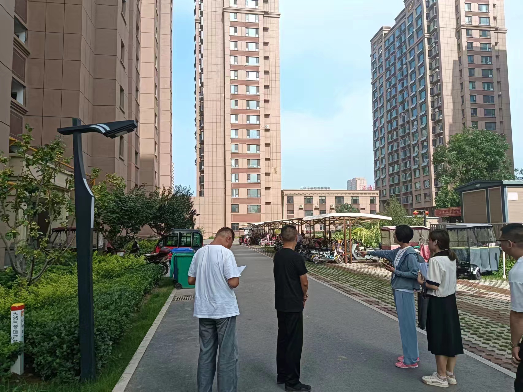 梁家莊一期、西二區(qū)水保驗收現(xiàn)場.jpg